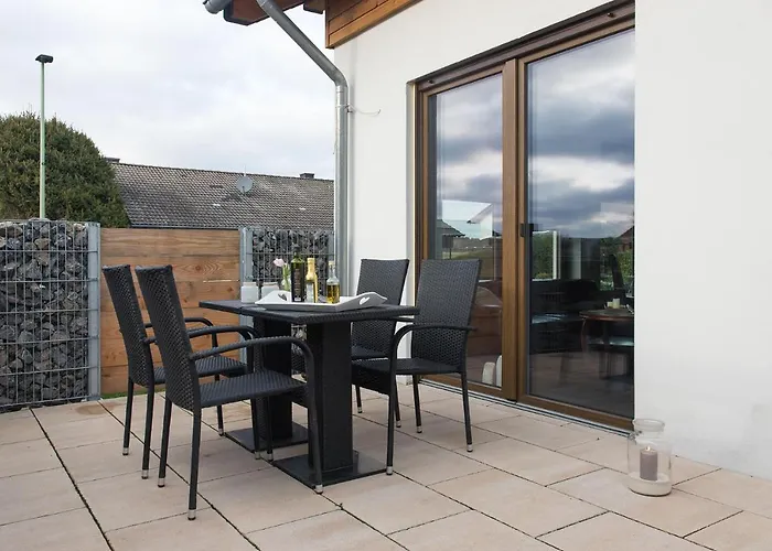 Moderne Ferienwohnung-seenaehe-terrasse-parkplatz-wallbox-fahrradparkplatz * Hurtgenwald